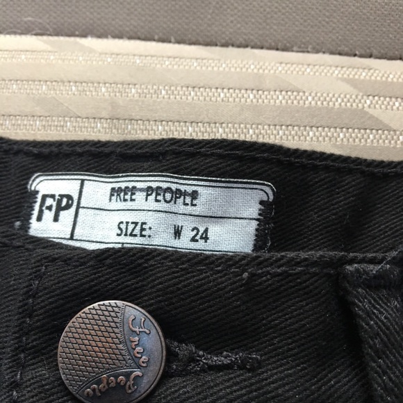 NWOT Free People denim &lace shorts - Picture 3 of 3